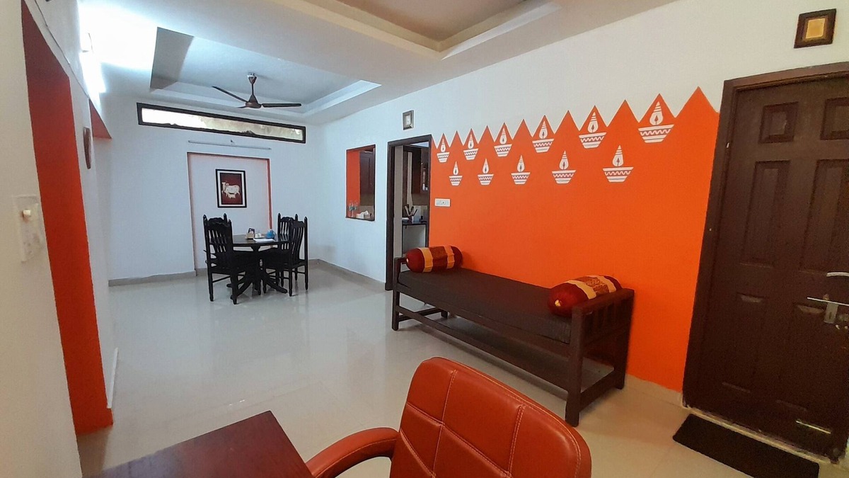 Mylapore Tiruvallikk Villa | Spacious, Heritage 1-bedroom apartment in Alwarpet, Chennai