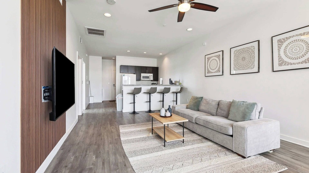 Historic Downtown Baton Rouge Apartment | Spacious High-Rise in Downtown