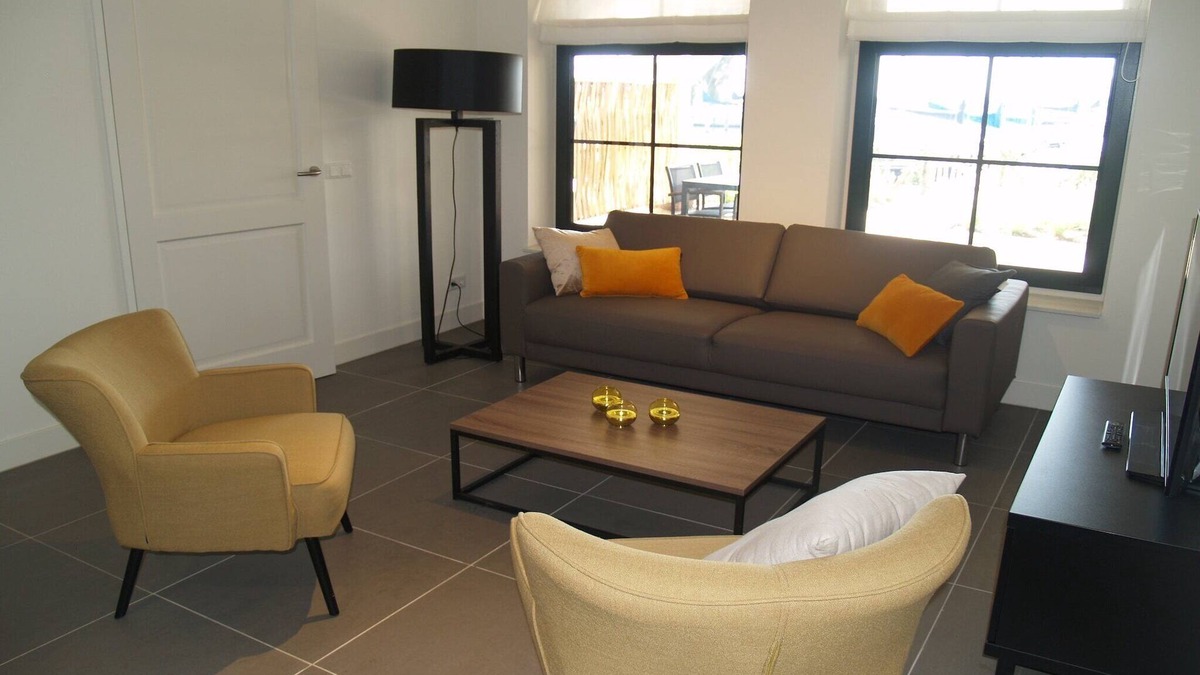Uitdam Apartment | Spacious holiday home near Amsterdam