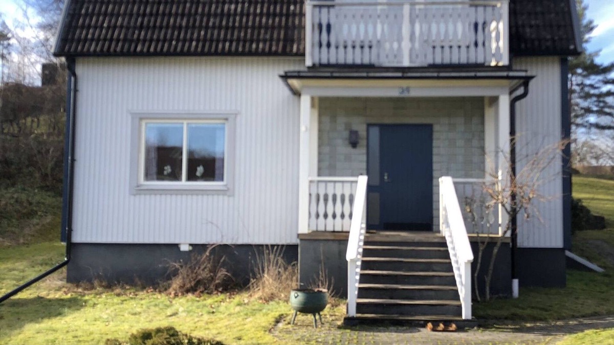 Kosta House | Spacious holiday home with many possibilities