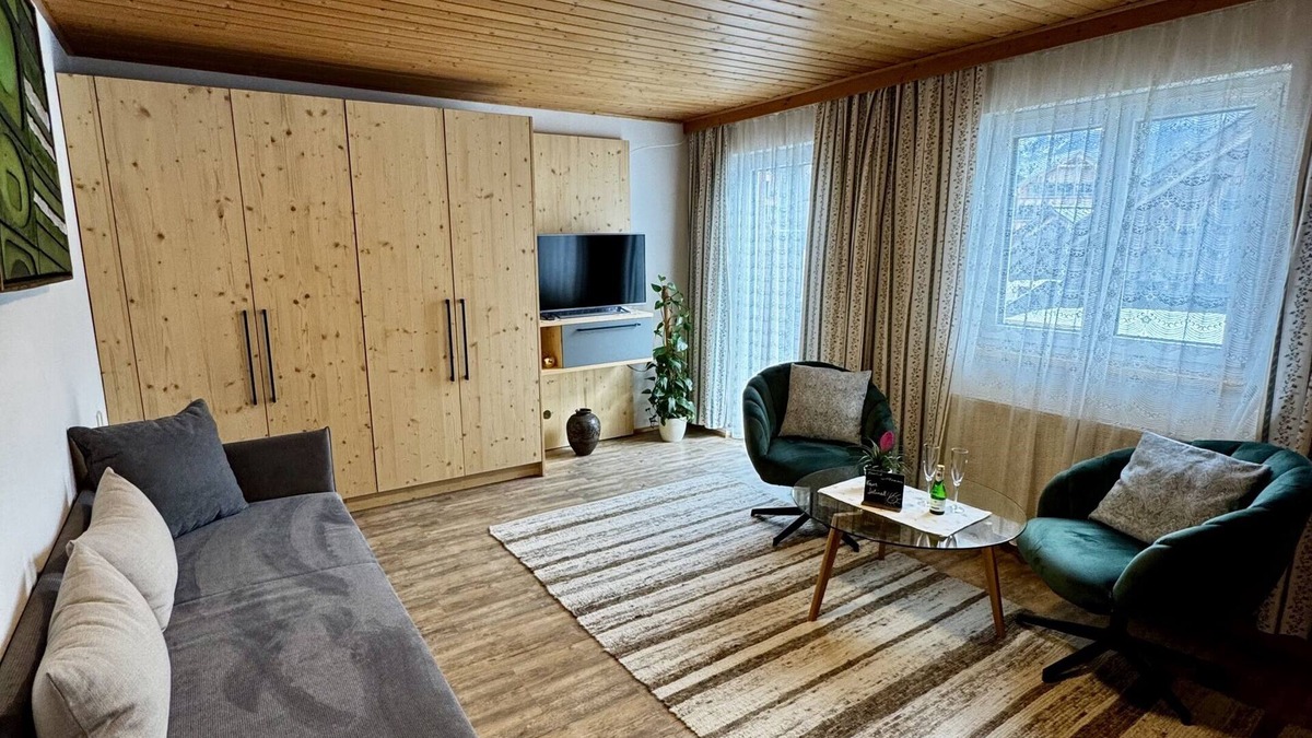 Altaussee Apartment | Spacious holiday suite with a fantastic view