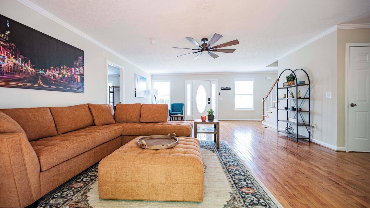 Joelton House | Spacious Home 25 minutes from Nashville! Sleeps 15