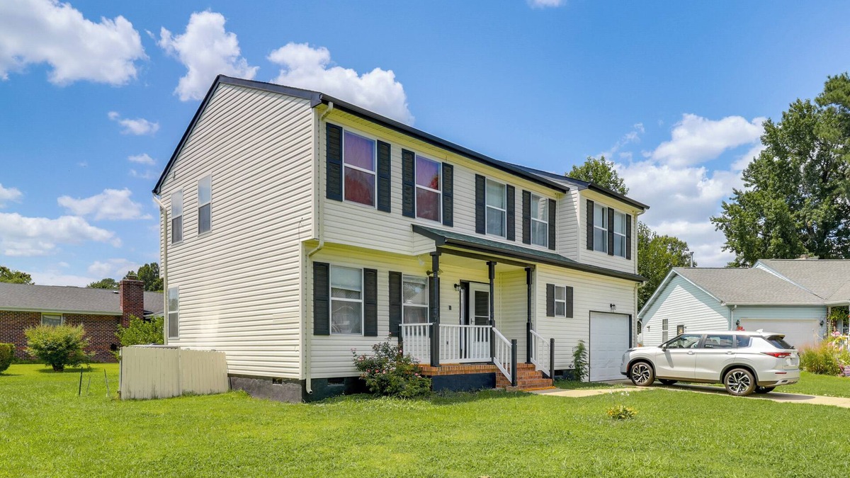 Hampton House | Spacious Home < 3 Mi to Hampton Coliseum!