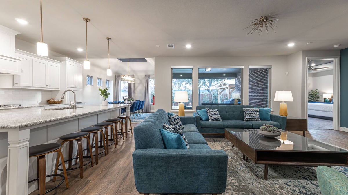 Arlington House | Spacious Home in Great Location: Hot Tub, Putting Green & Game Room 4 Full Baths