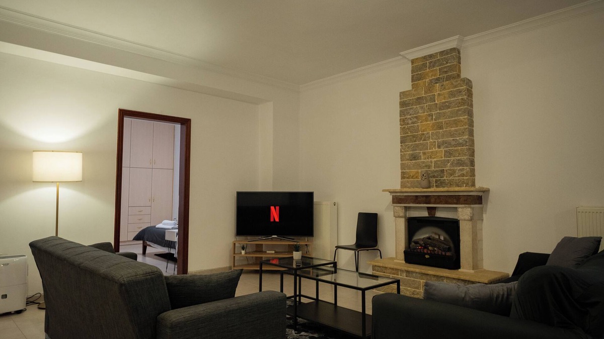 Klitoria Apartment | Spacious Home Kleitoria