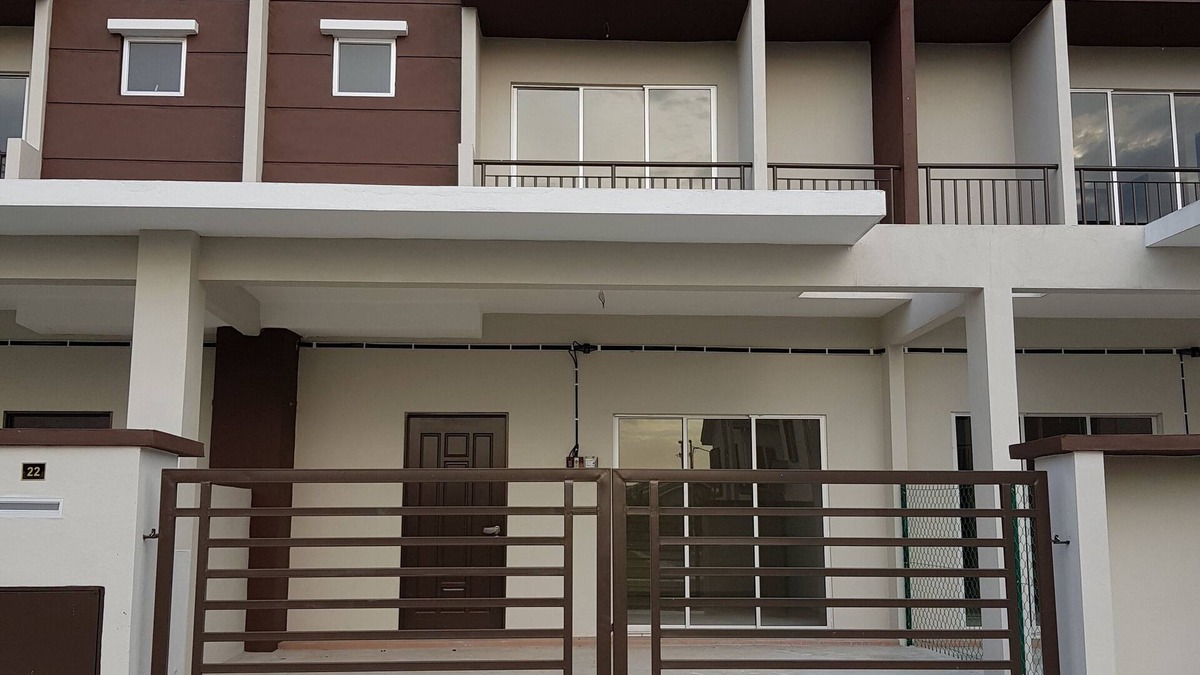 Sepang House | Spacious home near KLIA & Sepang Circuit