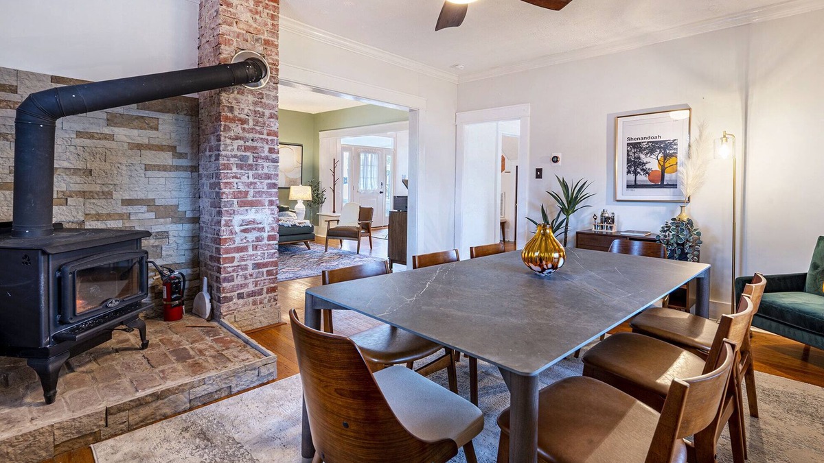Front Royal House | Spacious home steps from Main St and Shenandoah NP with firepit & large backyard
