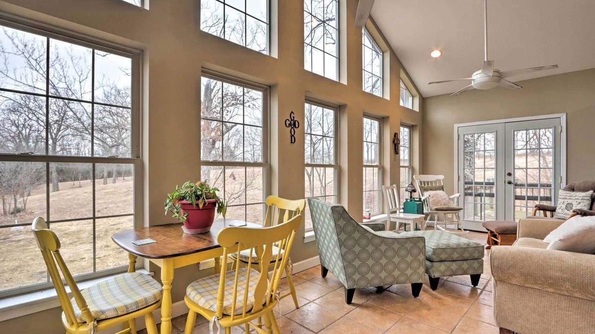 Hallsville House | Spacious Home w/Pond ~ 13 Mi to Columbia!