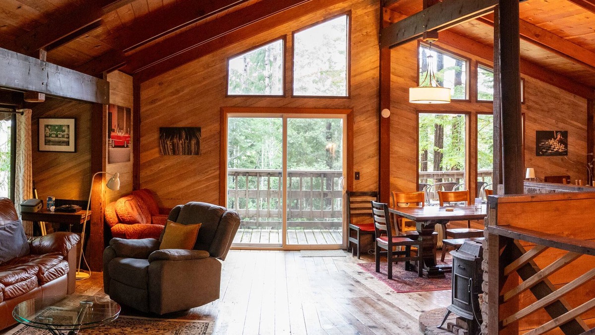 Albion House | Spacious home with private hot tub in Mendocino redwood forest.