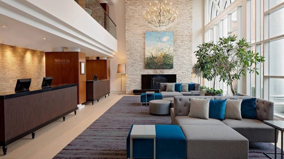 Morristown House | Spacious Hotel Room With Outdoor Pool and Fitness Studio - Pets Allowed!