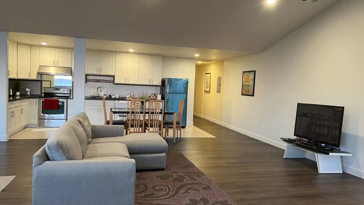 El Cerrito House | Spacious House in El Cerrito with bay view