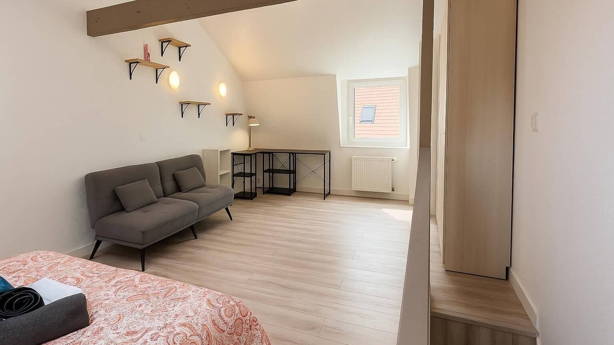 Lomme House | Spacious house in Lambersart with 2 comfortable bedrooms! 10 minutes from Lille