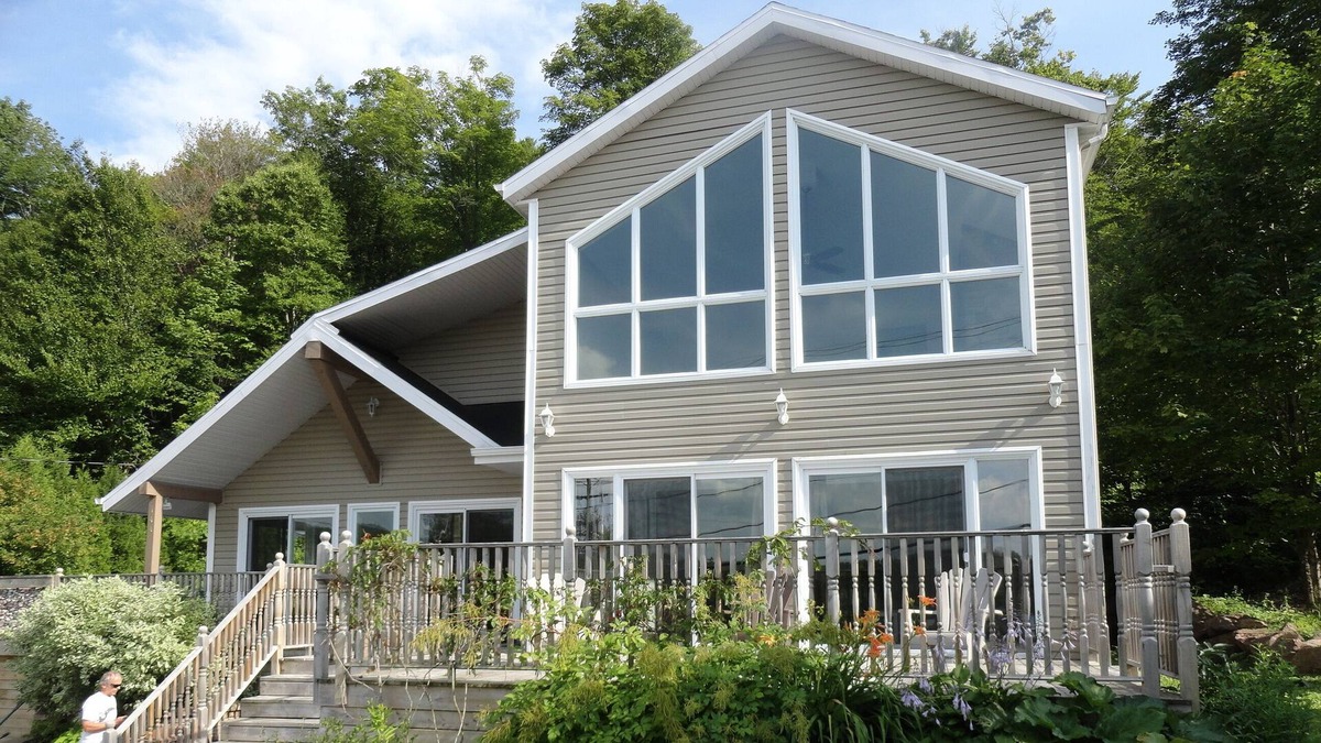 Lac Beauport House | Spacious house not overlooked near a lake, 15 minutes from Quebec City