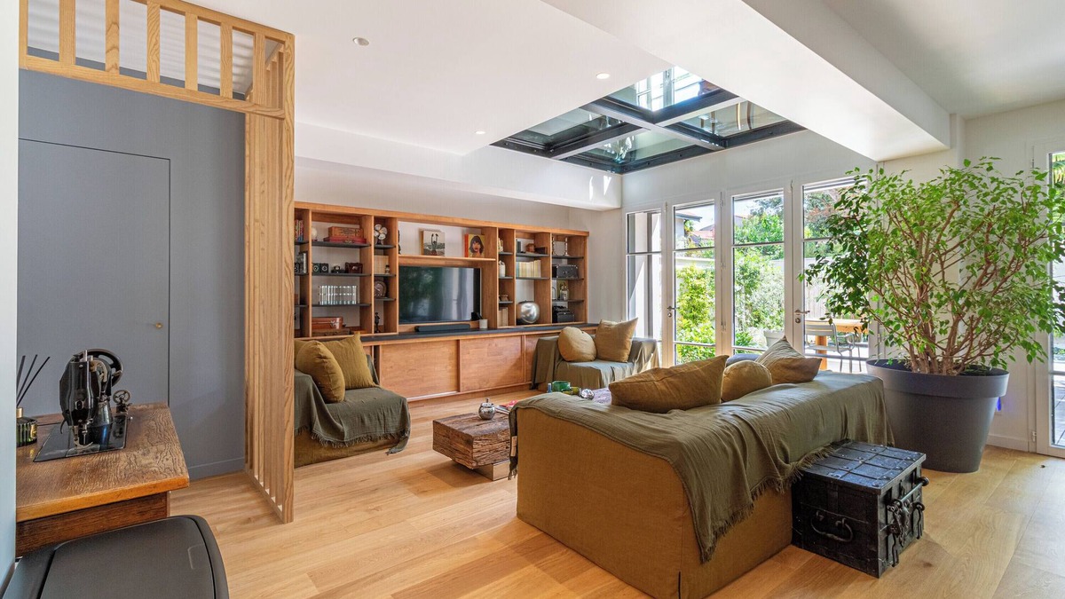 Guilhemery House | Spacious house with garden