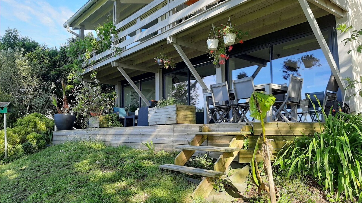Urt House | Spacious House with Garden, Pool, and Panoramic View near Bayonne Beaches