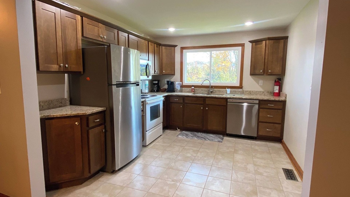 Powell House | Spacious house with large front and back yard, recently renovated