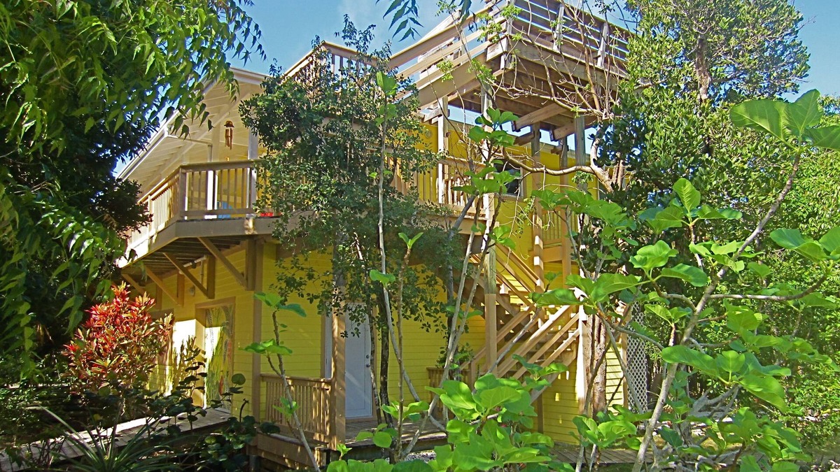 Lubbers Quarters Cay House | Spacious island home, Boat Slip, Golf Cart, Kayaks