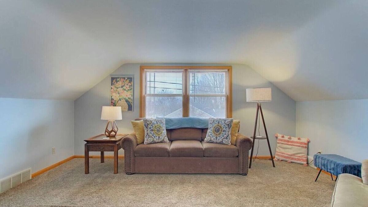 North Canton Apartment | Spacious King Suite near Hall of Fame/Hwy/Airport