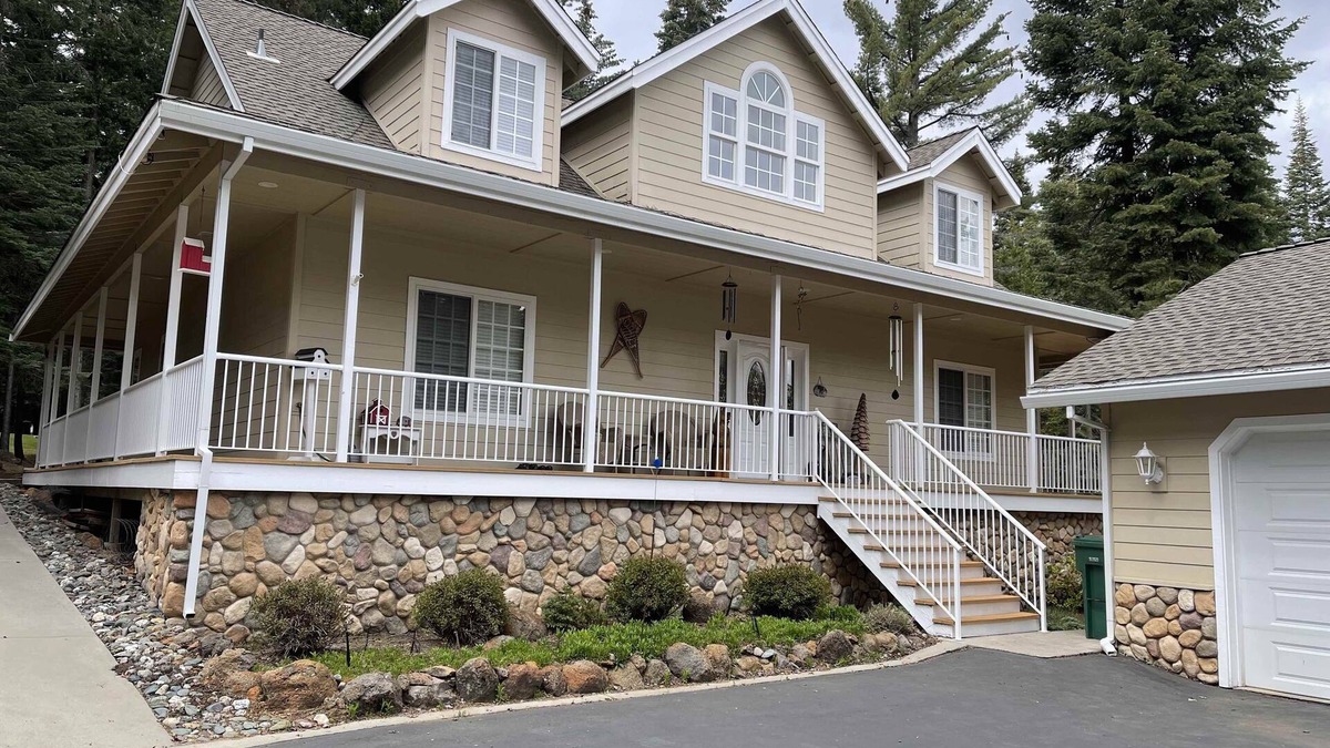 Lake Almanor West Cabin | Spacious Lake Almanor West Getaway - Enjoy Everything the Lake Has to Offer