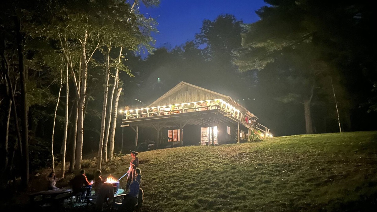 Wayne Cottage | Spacious Lakefront Home, Large deck, SUP, Firepit & Dock!