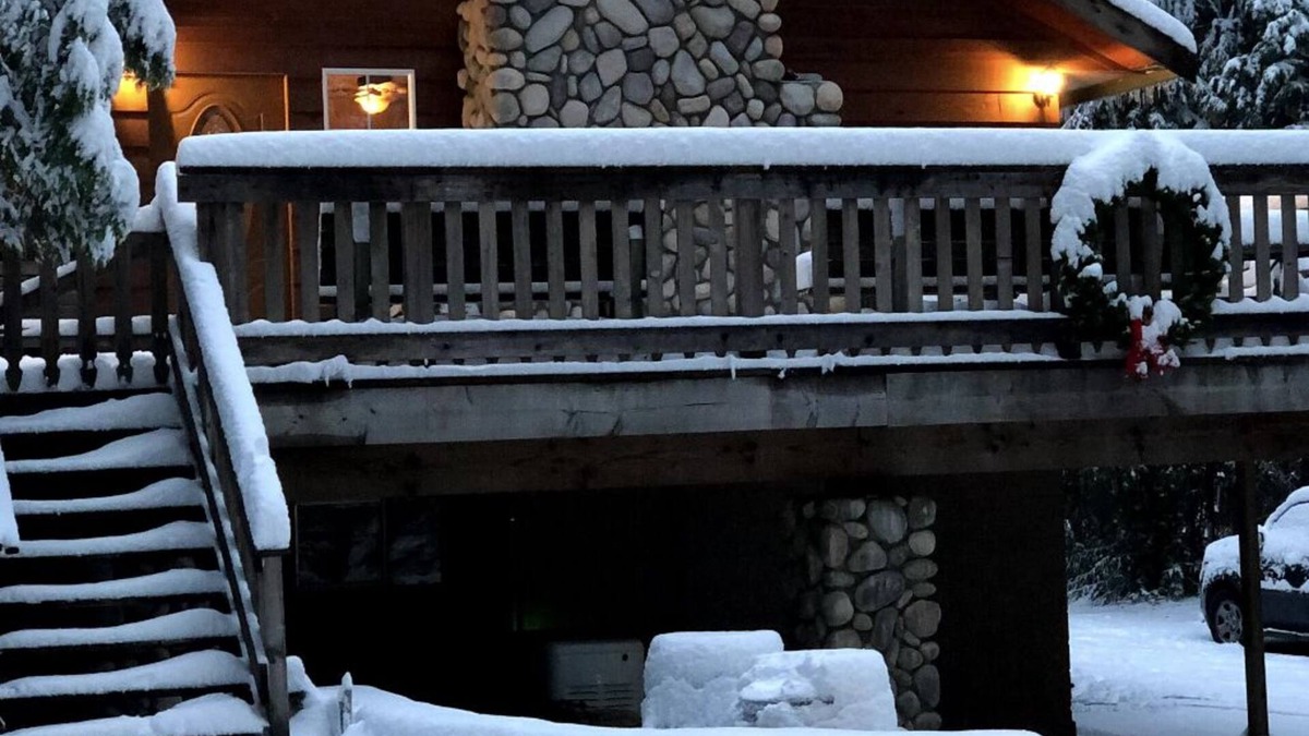 Glencoe House | Spacious Large Homestyle Family Cabin in LMP Arnold