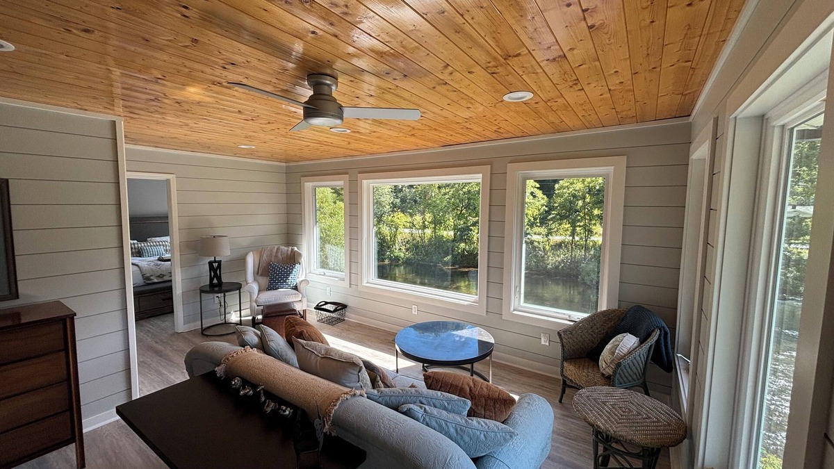 Cullowhee Condo | Spacious, Light Filled Apt. - Nestled along the Tuckasegee River, 2 Mi. from WCU