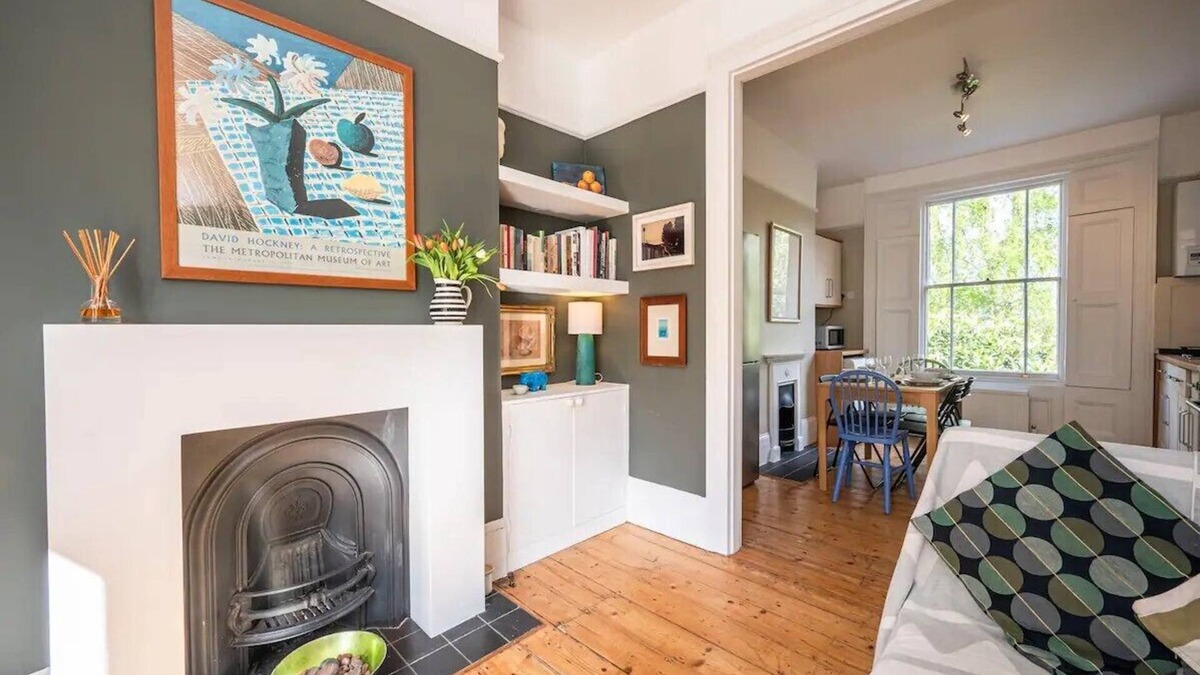 Brockley Apartment | Spacious London apartment 20min to London Bridge | Pass the Keys
