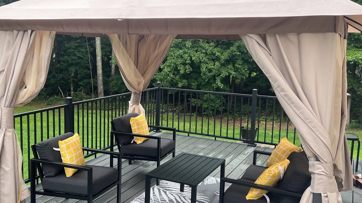 Stockbridge House | Spacious/Luxe 5-bedroom house in quiet neighborhood