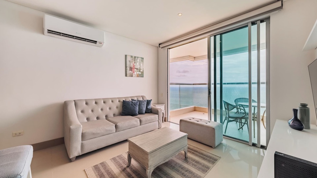 Bocagrande Apartment | Spacious & Luxury apt in Bocagrande in Palmetto Beach