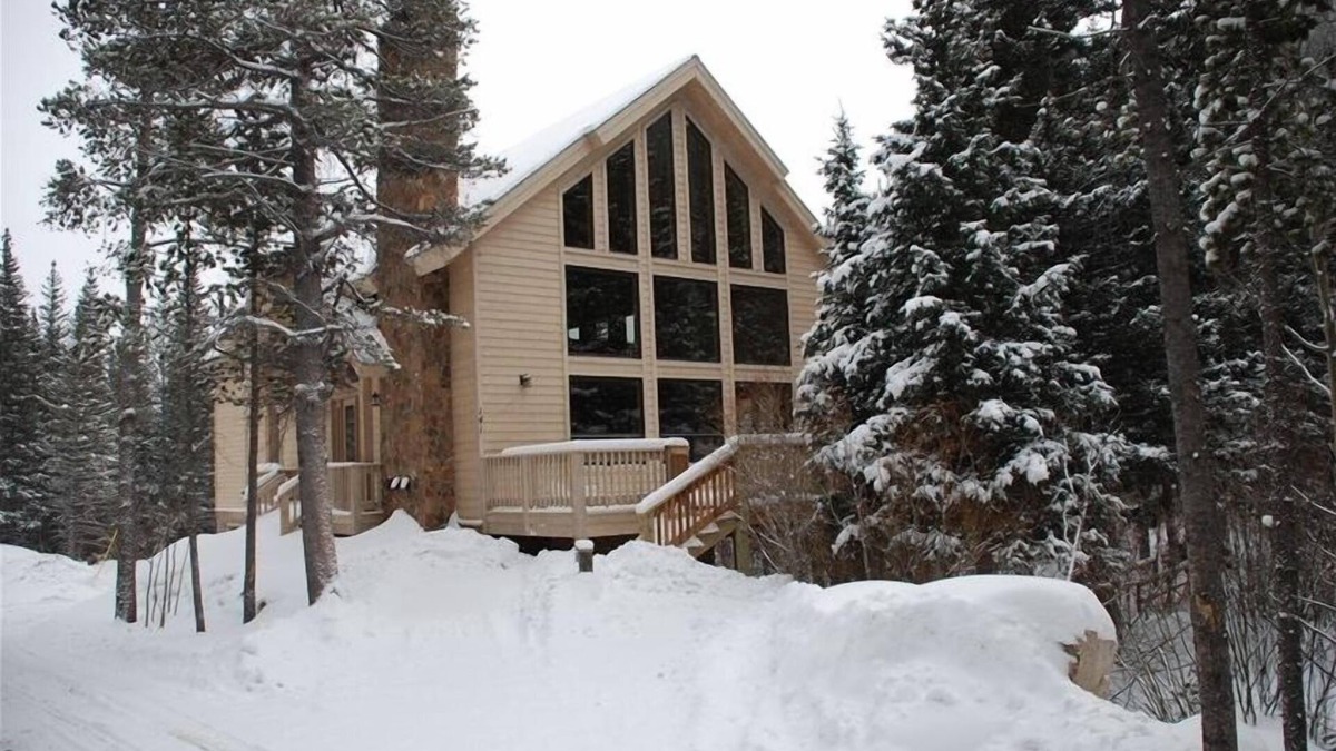 Saint Mary's House | Spacious Luxury Colorado Mountain Lodge! Perfect for Family Reunions & Retreats