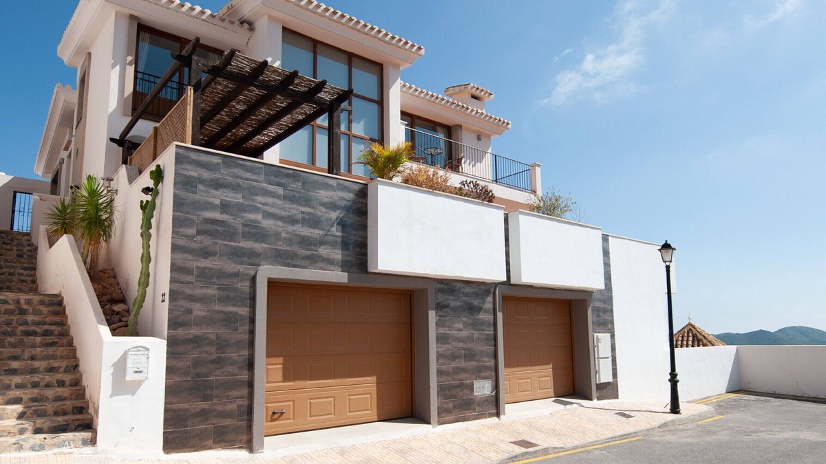 El Beal Villa | Spacious Luxury Villa with Private Pool