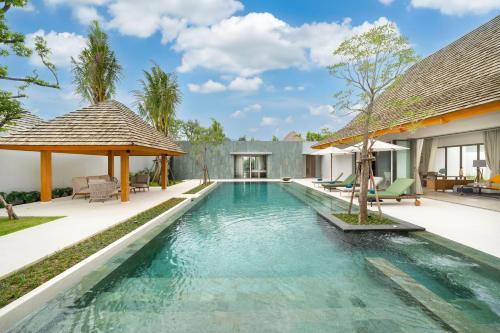 Thep Kasattri Villa | Spacious Mansion 4BR Villa Anchan V20 with 15m Private Pool in Gated Residence