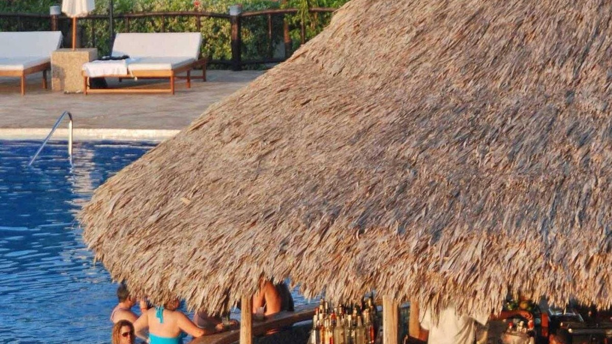 Placencia Resort | Spacious Master Suite w/Balcony, WiFi, & Beautiful Views