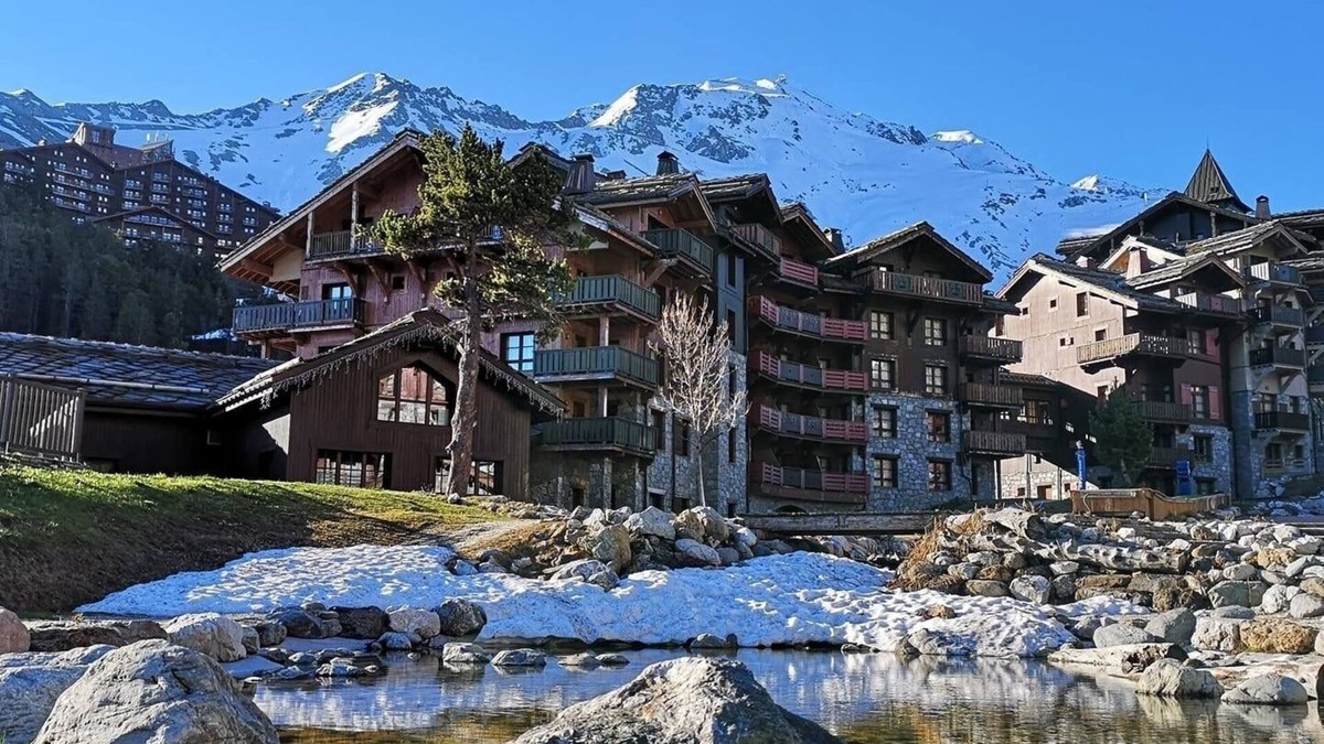 Arc-1950 Apartment | Spacious mountain apartment with pool, SPA and Mont Blanc views