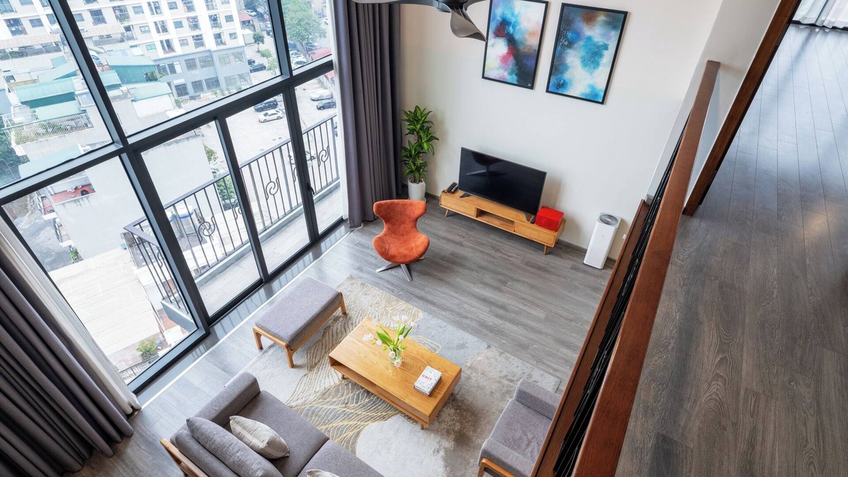 Nhat Tan Apartment | Spacious modern apartment in prime location with spectacular view