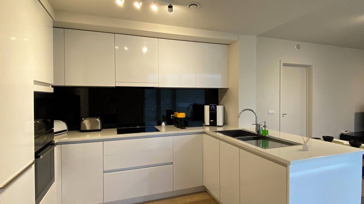 Brussels Apartment | Spacious, modern, comfortable residential apartment in a tower and cab rank near the center.
