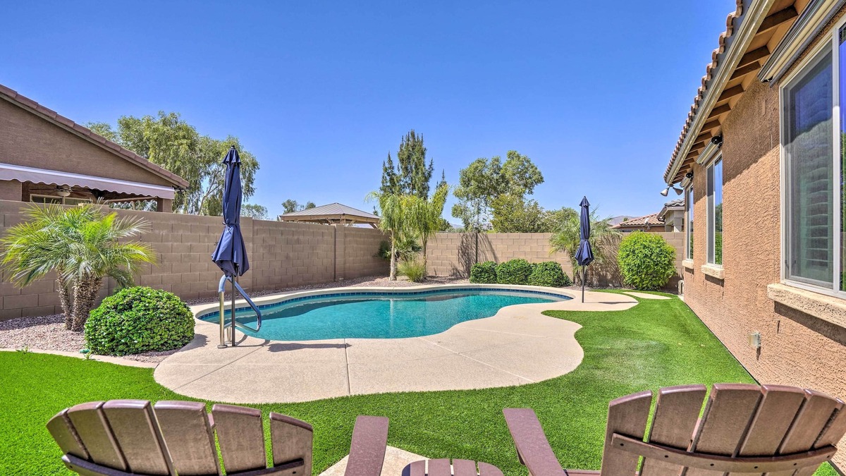 Surprise Farms House | Spacious & Modern Surprise Home w/Pool!