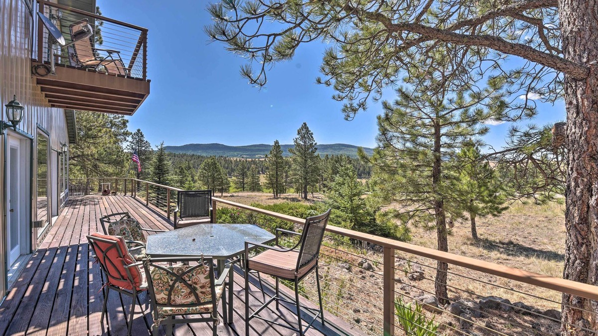 Angel Fire House | Spacious Mountain Home, 10 Mi to Angel Fire Resort
