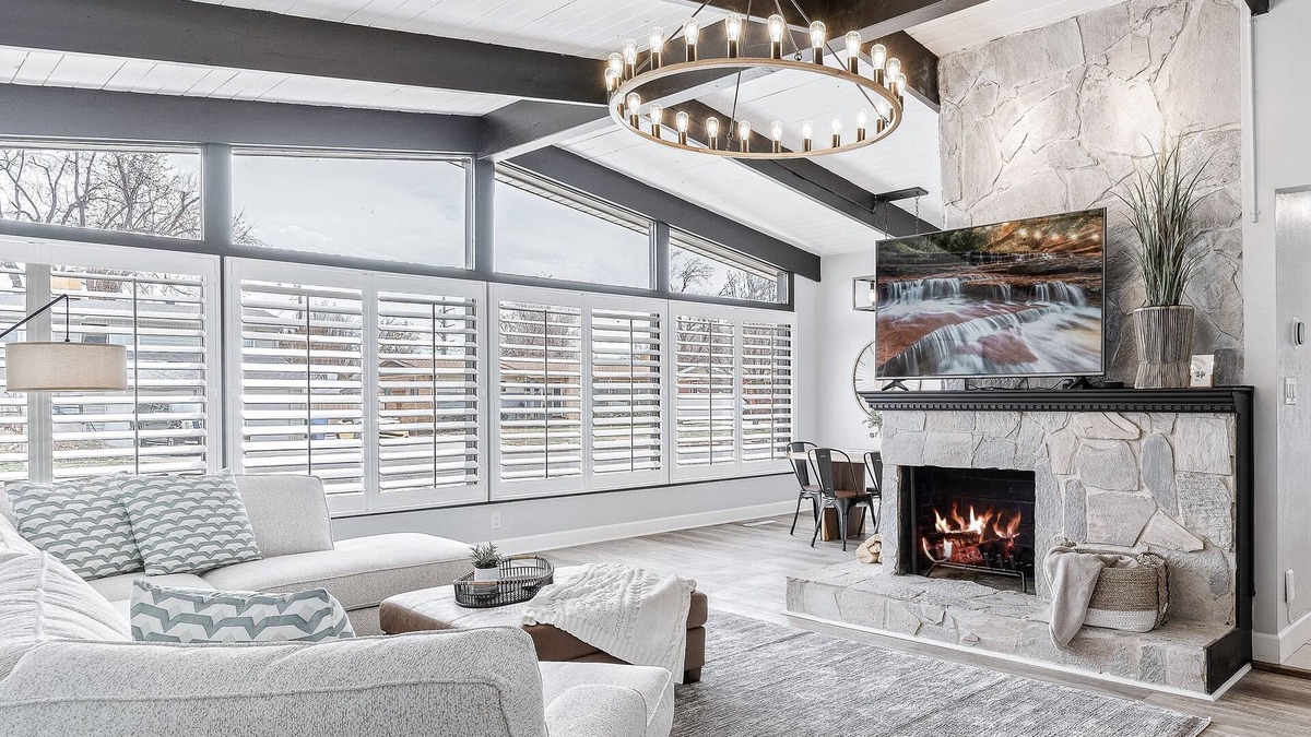 Ogden House | Spacious Mountain Modern Getaway - Hot Tub, Home Theater & Fire Pit