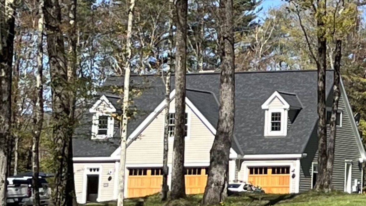 Pownal House | SPACIOUS Mountain Retreat with HOT TUB, Fire Pit & Hiking Trails