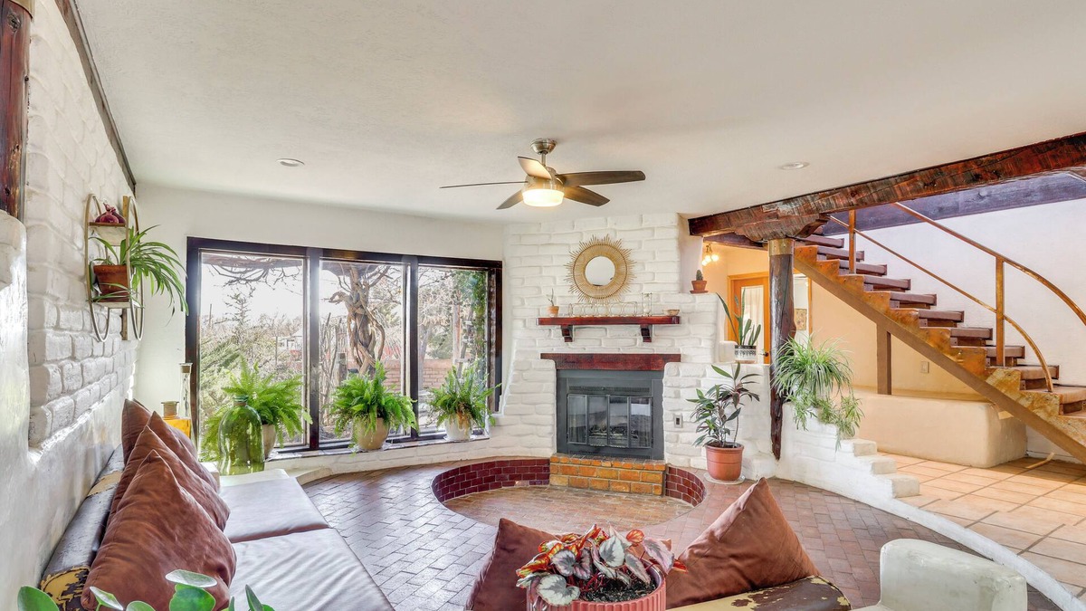 Corrales House | Spacious Mtn-View Gem in Corrales!