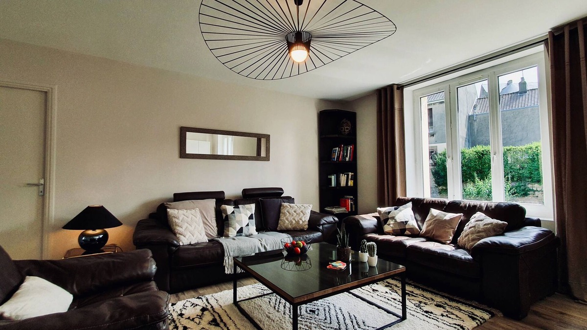 Dernier Sou Apartment | Spacious new apartment at the foot of the cathedral!