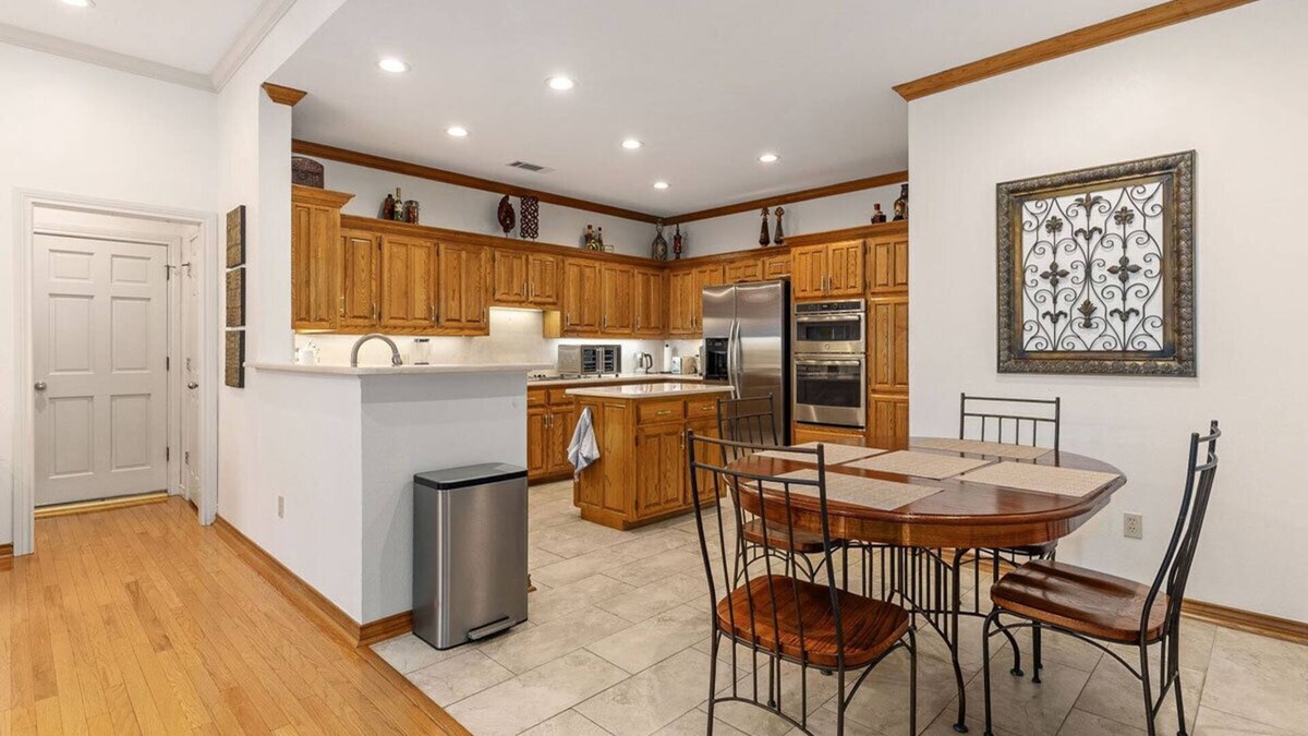 Far North Dallas House | Spacious North Dallas 3Bd/2Ba Pet-Friendly Home. Bright Kitchen/Living & Patio