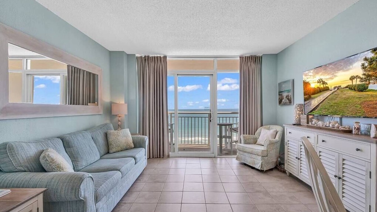 Atlantic Beach Condo | Spacious Oceanfront Condo - Bay Watch 1138