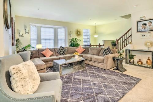 Odenton House | Spacious Odenton Townhome 21 Mi to Baltimore