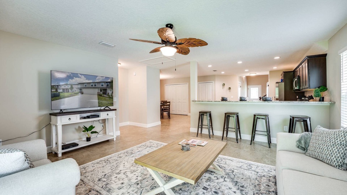 Doctors Inlet House | Spacious Orange Park Townhome |Main Level King Suite |Dogs Ok |Garage Parking |Open Concept |Cable