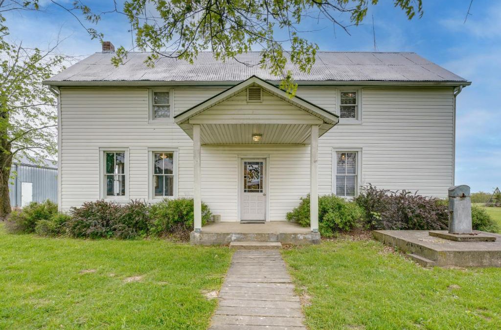 Rosebud House | Spacious Owensville Getaway with Winery On-Site!