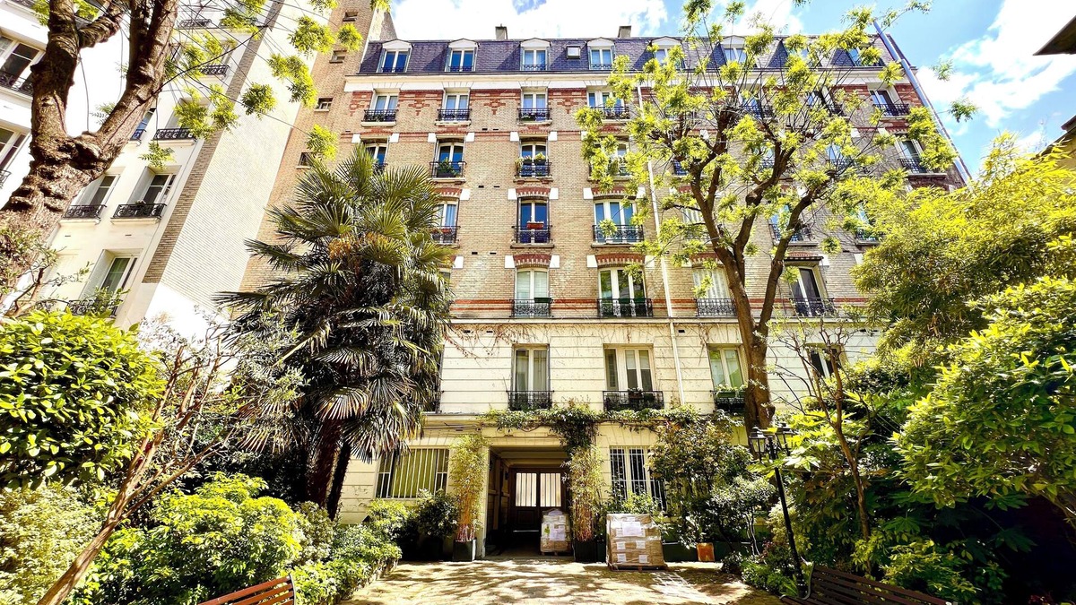 Necker Apartment | Spacious Paris apartmentn
