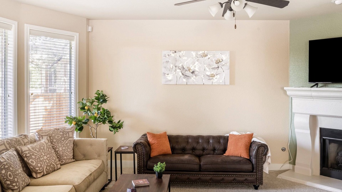 Georgetown House | Spacious & peaceful 4-bedroom house in Georgetown with game room