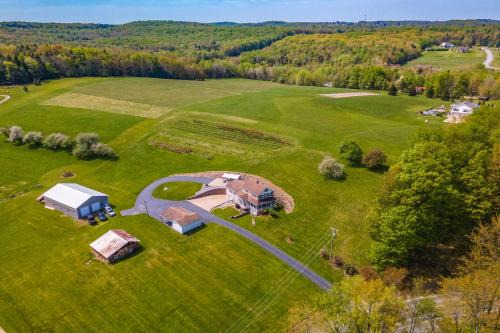 Dagus Mines House | Spacious Pennsylvania Vacation Rental with Backyard